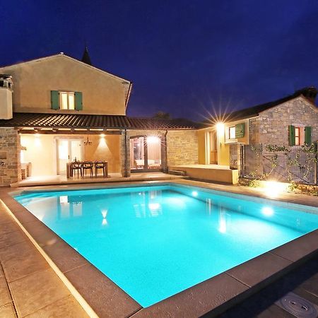 Villa Benvenuti Motovun Exteriör bild