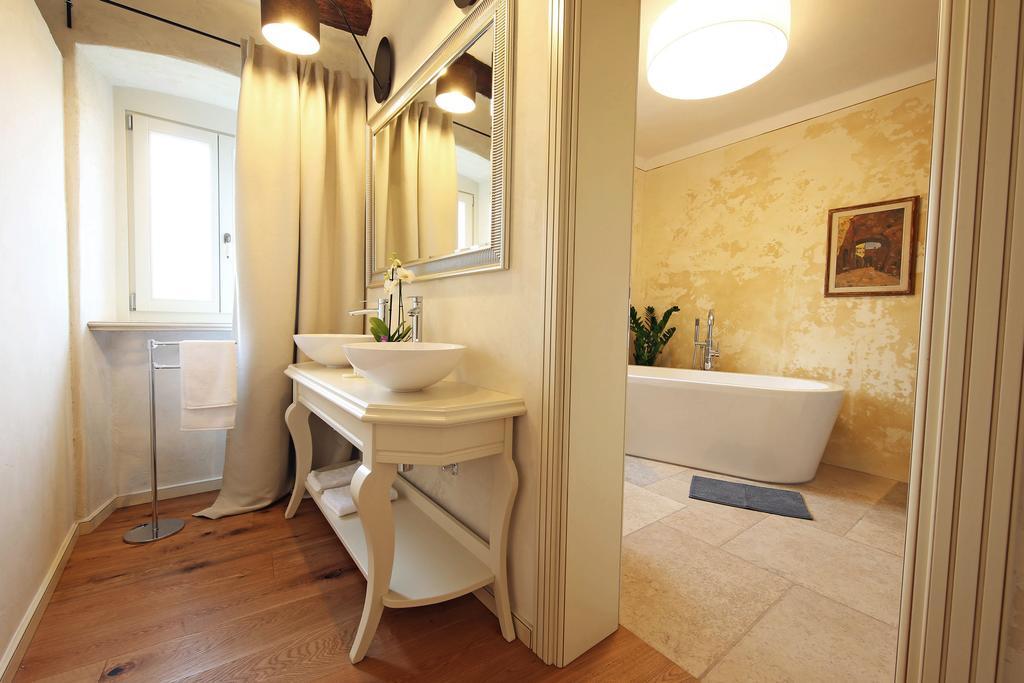 Villa Benvenuti Motovun Rum bild