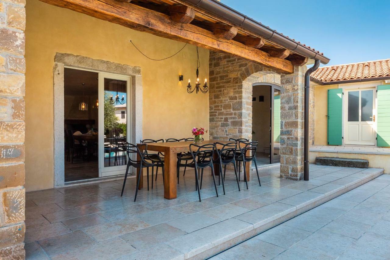 Villa Benvenuti Motovun Exteriör bild